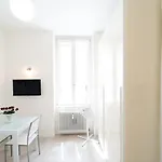 Appartamento Alle Porte Di Como Con Wifi E Smart Tv